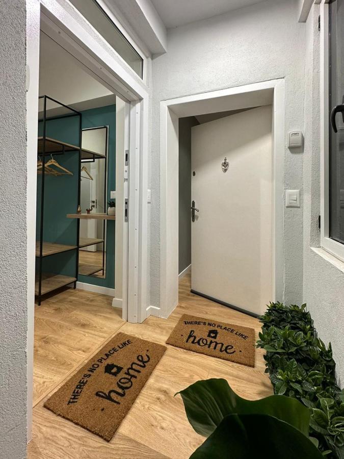 Studio In Tirana Exterior photo